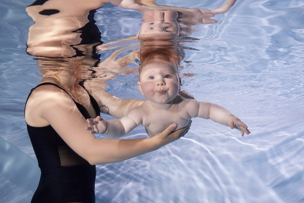 Babyshooting Unterwasserfotoshooting FineArt Fotostudio Weimar Stern Photo Fotograf Weimar